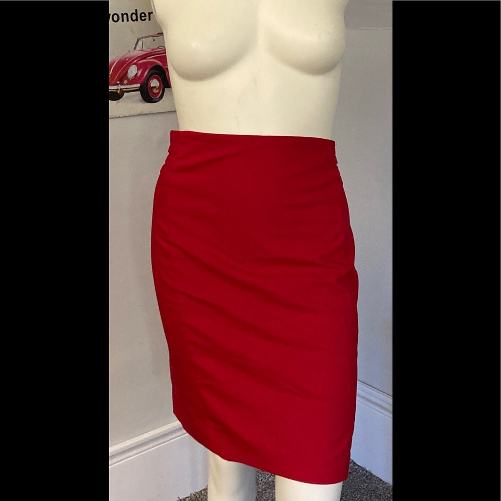 M- . Express pencil skirt (18) plus